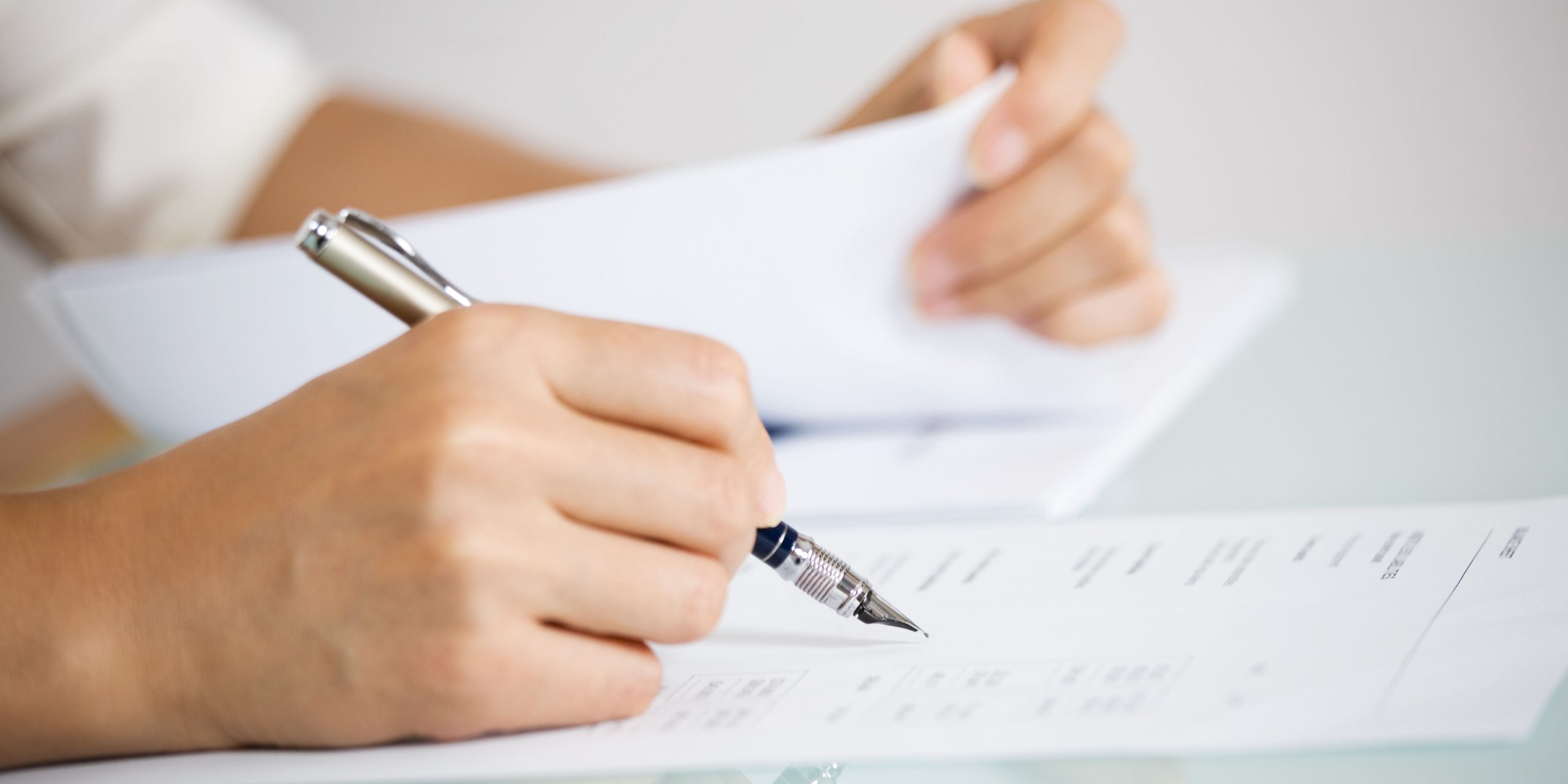 documentos de visa para estudiar en Dubai